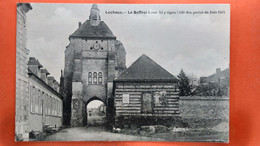 CPA (80) Lucheux. Le Beffroi   (X.2351) - Lucheux