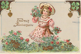 ENFANTS - Illustration Non Signée - Enfant En Robe Rose - Fleurs Et Trèfles - Carte Postale Ancienne - Scènes & Paysages