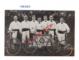 FAHRRADVEREIN-Ortsgruppe-NIESKY-Arb.Radf.Bu---?-VELOS-Dt. FOTOKARTE- - Niesky