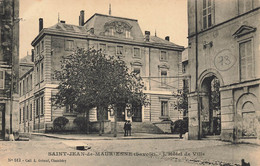 St Jean De Maurienne * La Place De L'hôtel De Ville - Saint Jean De Maurienne