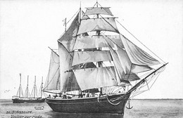 Bateau * Voilier Sur La Rade * à St NAzaire * 3 Mâts - Sailing Vessels