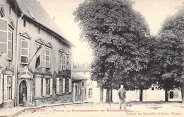 FRANCE - 55 - VERDUN - Place Du Gouvernement Et Gendarmerie - Carte Postale Ancienne - Verdun