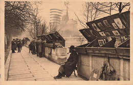 Paris * 1er * Les Bouquinistes Du Quai De La Tournelle * Libraire Marchands - De Seine En Haar Oevers