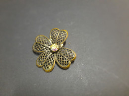 Broche - Brooches