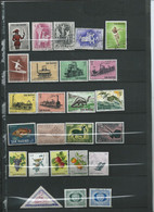 Saint Marin  Lot De 25 Timbres Différents - Colecciones & Series