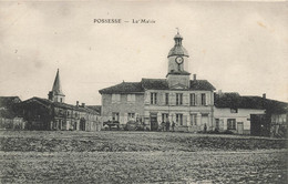 Possesse * Vue Sur La Mairie Du Village * Attelage - Andere & Zonder Classificatie