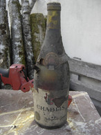 Ancienne Bouteille Bourgogne CHABLIS Reste Env 40cl De Vin LA CHABLISIENNE 1924 - Vin