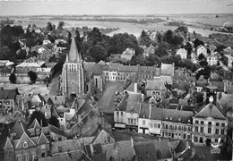 02-VERVINS- CENTRE DU BOURG VUE DU CIEL - Vervins