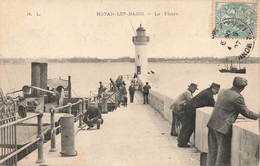 Royan Les Bains * La Jetée Et Le Phare * Lighthouse - Royan
