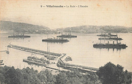 Villefranche * Vue Sur La Rade Et L'escadre * Bateau Navires De Guerre * Militaria * Cpa Toilée Colorisée - Villefranche-sur-Mer