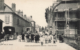 Fère Champenoise * La Rue Du Pont * Attelage * Café Et Hôtel De Paris * Travaux - Fère-Champenoise