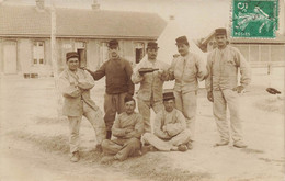 Esternay * Carte Photo * Groupe De Militaires , Régiment * Militaria * 1911 - Esternay