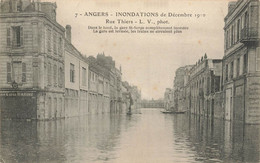 Angers * Inondations Décembre 1910 * La Rue Thiers * Café De La Marine * Crue Catastrophe - Angers