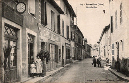 Roussillon  Grande Rue -  Café Lattard - Roussillon