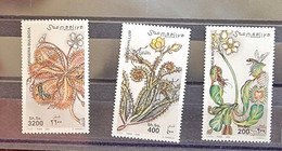 SOMALILAND Fleurs, Abeilles, Bees, Abejas, Yvert N°729/31 ** MNH. (theme Secondaire) - Honeybees