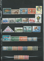 Saint Marin  Lot De 30 Timbres Différents - Collezioni & Lotti