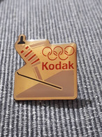 PIN'S PINS KODAK SAUT SKI JEUX OLYMPIQUES ALBERTVILLE 1992 - Juegos Olímpicos