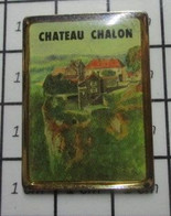 1516A Pin's Pins / Beau Et Rare / THEME : VILLES / CHATEAU CHALON Jura En Bourgogne-Franche-Comté - Photographie