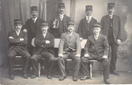 MILITARIA - Photographie D'un Groupe De Militaires Et D'un Sonneur De Clairon -  Carte Postale Ancienne - Uniformes