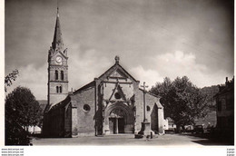 SAINT-GEOIRE En VALDAINE - L'église Monument Historique (XIIe Siècle)   2 Scans  TBE - Saint-Geoire-en-Valdaine