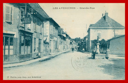 * LES AVENIERES - Grande Rue - Café Poste Fontaine - Animée - Edit. PERRIN - 1926 - Les Avenières