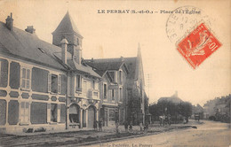 CPA 78 LE PERRAY / PLACE DE L'EGLISE / COIFFEUR / Cliché Rare - Le Perray En Yvelines