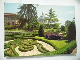 Cartolina Viaggiata "ROMA Cupola Della Basilica Di S. Pietro Dai Giardini" 1980 - Parques & Jardines