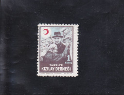 CROISSANT EN ROUGE PDT INÖNÜ ET VICTIME DE GUERRE 1K BRUN BLEU ET ROUGE NEUF ** N° 137 YVERT ET TELLIER 1945 - Timbres De Bienfaisance