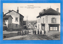 14 CANTAL - JUSSAC L'entré Du Village, Vue De L'Eglise - Jussac