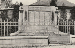 Guiscard (60 -Oise)  Le Monument Aux Morts - Guiscard