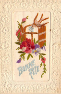 FETES Et VOEUX - Bonne Fête - Fleur - Oiseau - Carte Brodée -  Carte Postale Ancienne - Other & Unclassified
