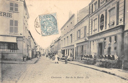 CPA 78 CHEVREUSE / RUE DE LA MAIRIE / MAGASIN / LANDAU - Chevreuse