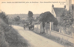 CPA 78 VALLEE DE CHEVREUSE / PRES DE SENLISSE / UNE CHAUMIERE TAPISSEE DE ROSES - Autres & Non Classés