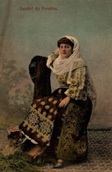 Salutari Din Romania - Femme Du Pays En Costume - Roumanie - Rumänien