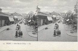 CPA VICHY 03 Vues Stéréoscopiques : Une Rue De Vichy - Estereoscópicas