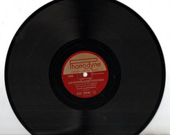 DISQUE PHONODYME. 78 Tours. " PUISQUE JE T'AIME " & " LES FEMMES SONT PERFIDES " . CHANTÉ PAR BOURDEAU - Ref. N°35 D78 - - 78 Rpm - Gramophone Records