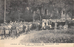 Delcampe - CPA 92 DOMAINE DE MALAKOFF / L'ENFANT AU GRAND AIR / LE DEPART POUR LA GRANDE COTE 1928 / AUTOBUS - Malakoff