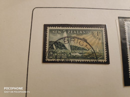 1951 New Zeland	Boats  (AL8) - Gebruikt