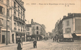 Ivry Sur Seine * Place De La République Et Rue De La Mairie * Banque Société Générale * Commerces Magasins - Ivry Sur Seine