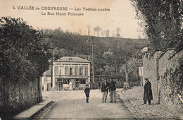 Les Yvettes Lozère , Palaiseau * La Rue Henri Poincaré * Café De La Gare * Vallée De Chevreuse - Palaiseau