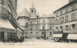 Nevers * La Place Et Le Lycée * école * Commerce Magasin Chaussure RAMET * Café Glacier - Nevers