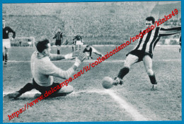 656> < INTER : BENITO LORENZI In Azione > Foto Riproduzione - Periodo Originale: Anni '50 - Deportes