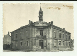 18 . BAUGY . LA MAIRIE ET L ECOLE DE GARCONS - Baugy