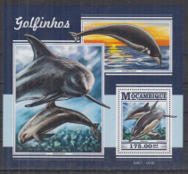 Z12. Mozambique MNH 2015 Fauna - Fish - Dolphins - Dauphins