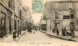 PERTUIS LA RUE COLBERT COIFFEUR BAC TABAC FONTAINE 1905 - Pertuis