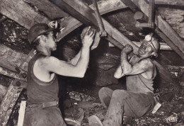 LA MINE EN ACTIVITE - Pose Du Soutènement Provisoire à Front D'une Galerie En Creusement - Mines