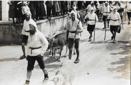 SACHSELN ► Sennen/Älpler Umzug Mit "Kari Hälmi" Fotokarte Ca.1940 - Sachseln