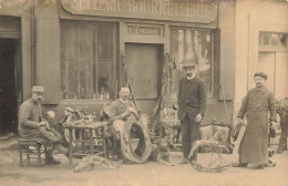 Boissy St Léger * Carte Photo * Devanture Sellerie Bourrellerie E. FAVRIOU Atelier Devinat 1918  * Sellier Bourrelier - Boissy Saint Leger