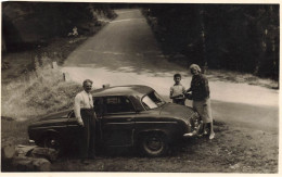 Automobile Ancienne De Marque RENAULT Dauphine * Carte Photo * Auto Voiture Automobiles Transport Renault Dauphine - Passenger Cars