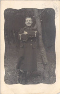 Militaria -  Carte Photo - Portrait D'un Soldat - Carte Postale Ancienne - Personen